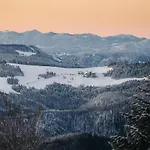 Perunika * Церкно