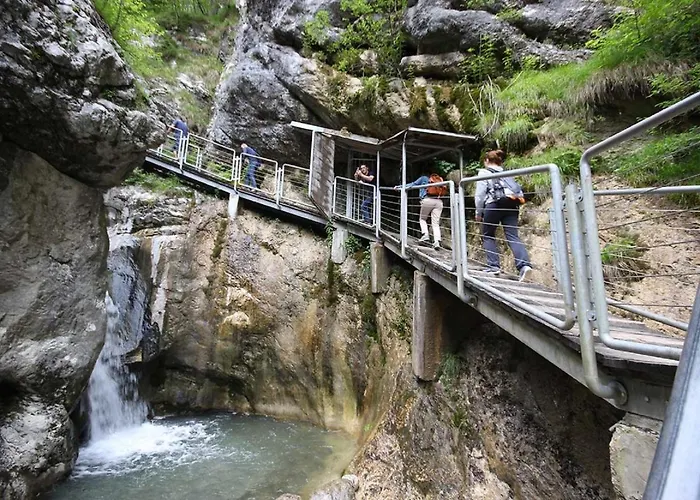 アパート Perunika