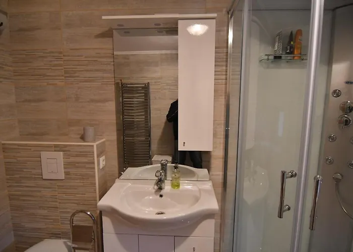 Perunika Apartamento *