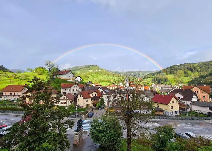 アパート Perunika